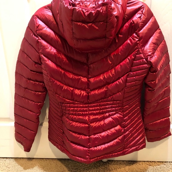 Calvin Klein bubble jacket - Picture 2 of 3